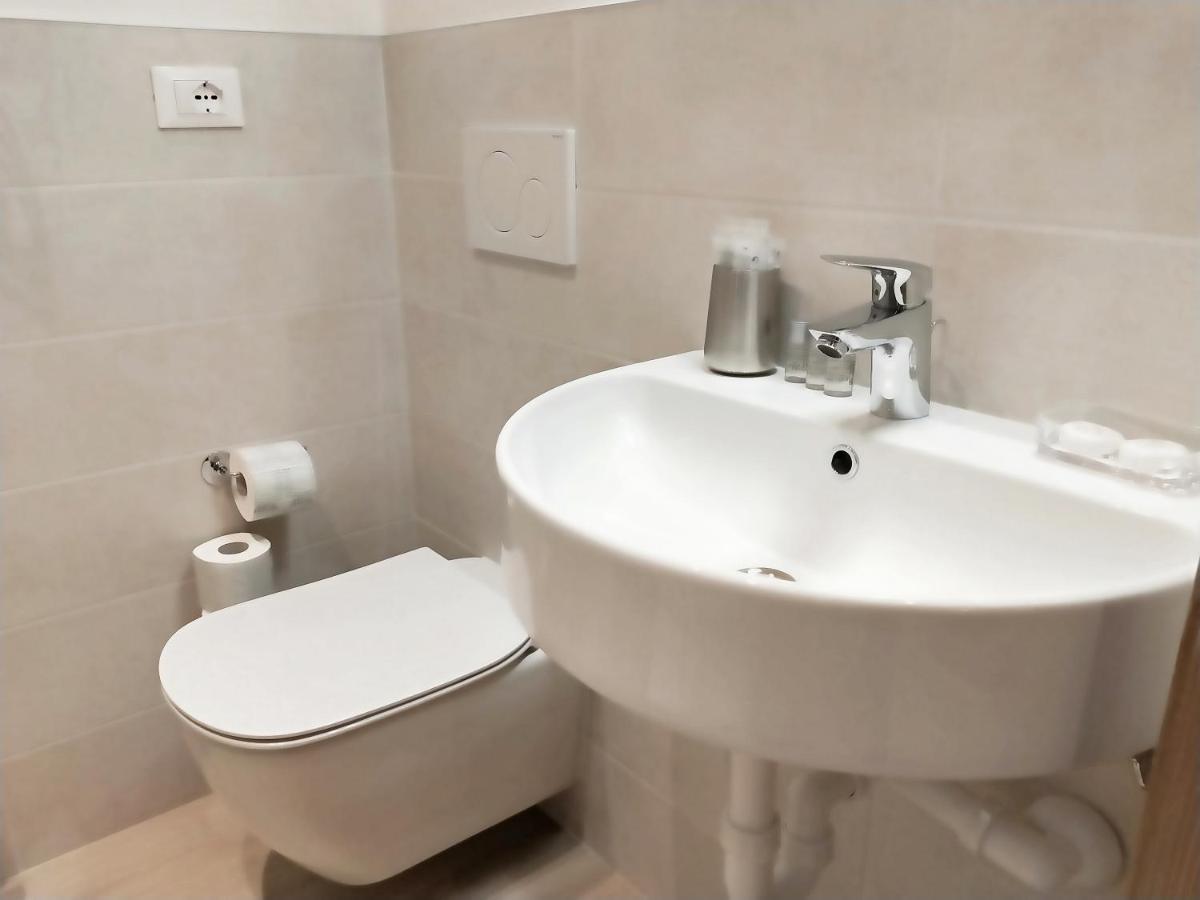 Via Poma Rooms Verona Eksteriør bilde