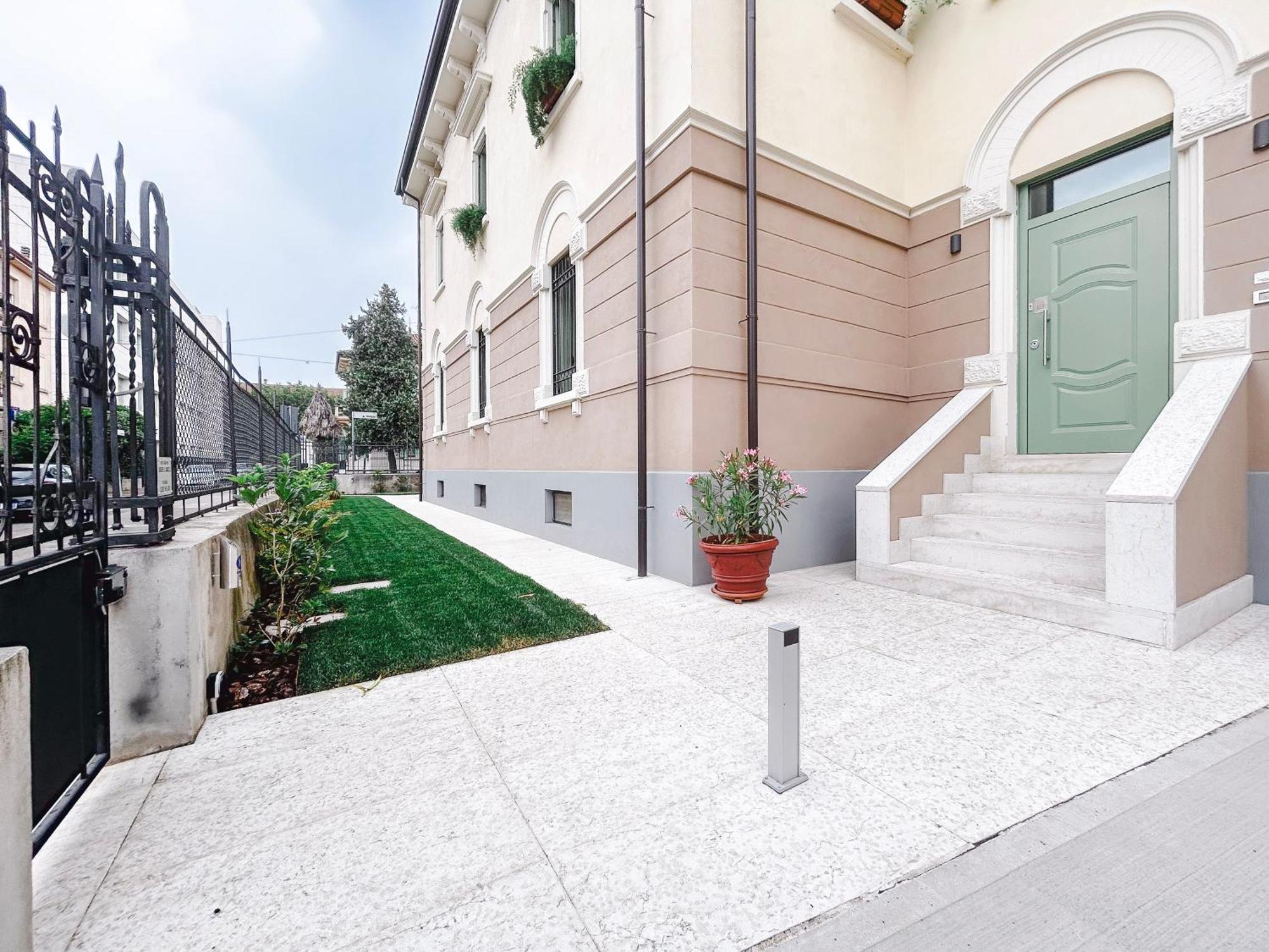 Via Poma Rooms Verona Eksteriør bilde