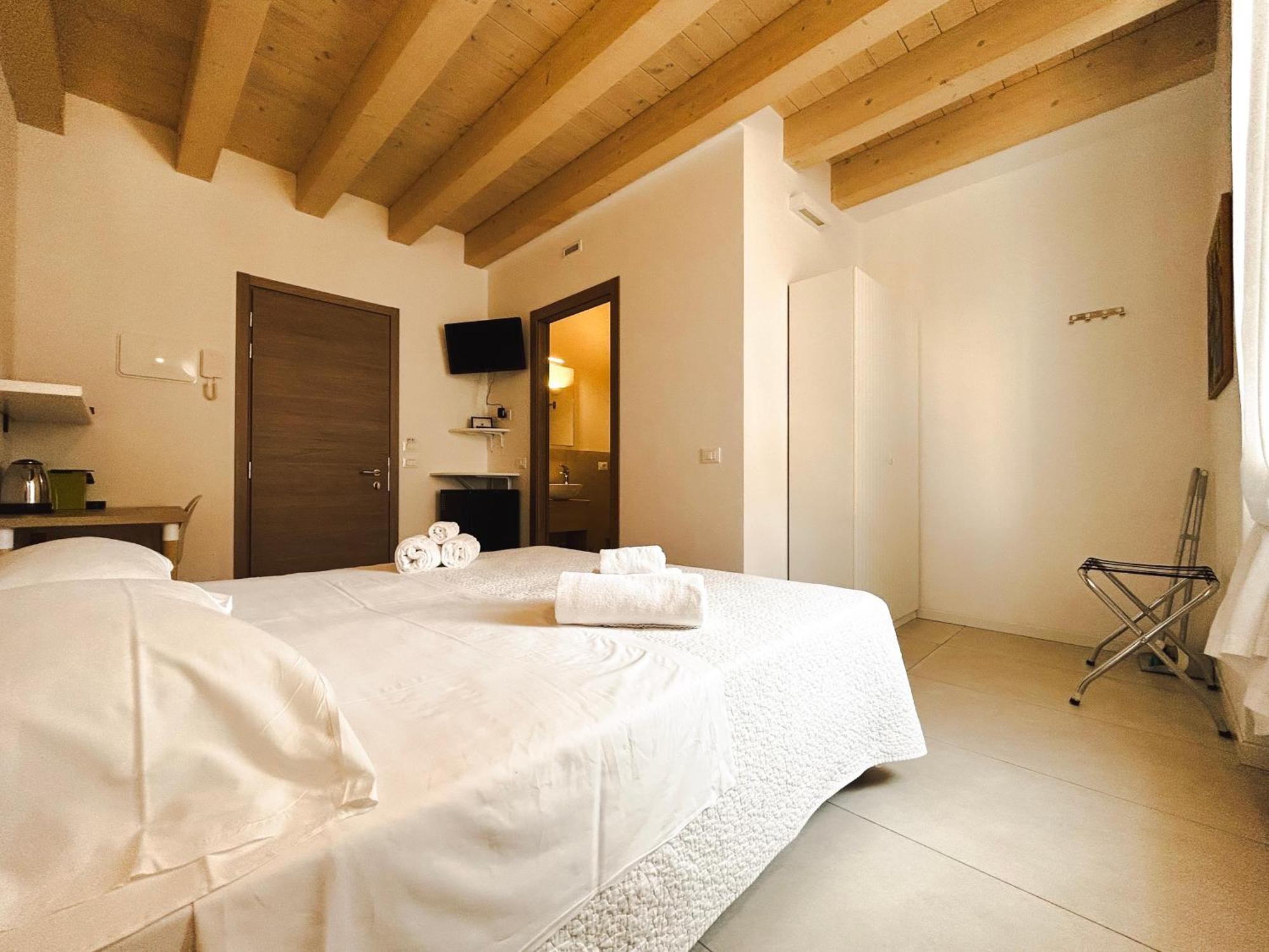 Via Poma Rooms Verona Eksteriør bilde